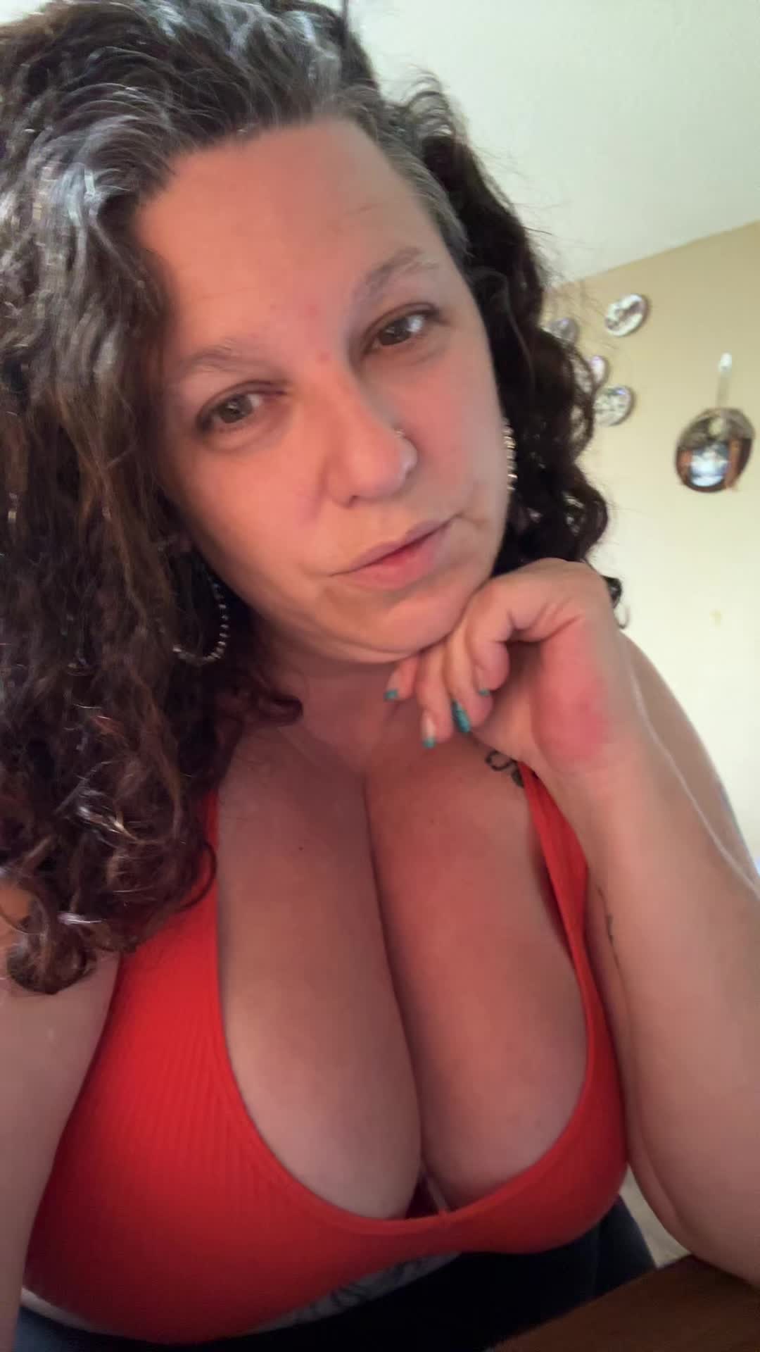 @CurvaceousNurse