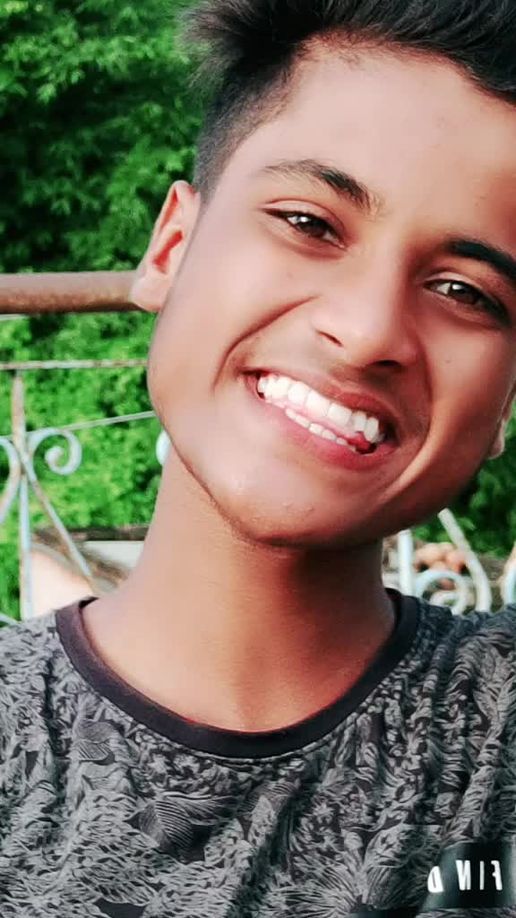 @👑👑🇰ING ANIKET SINGH👑👑