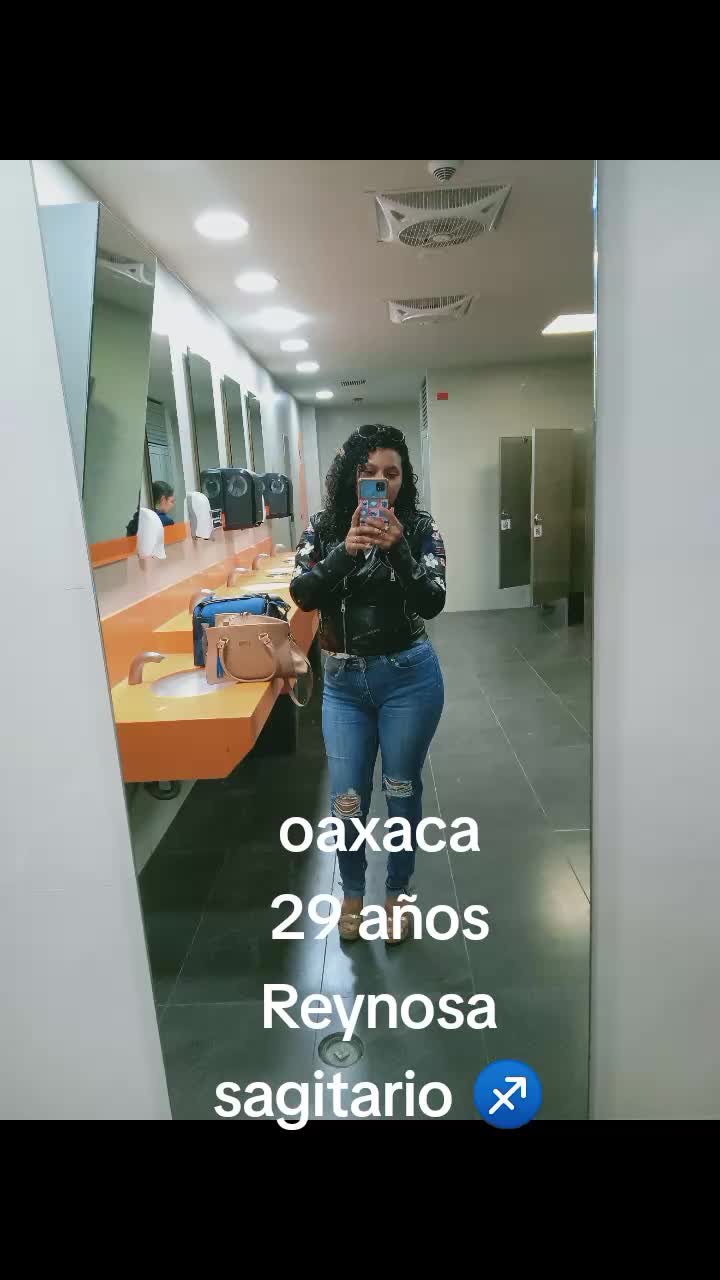 @zindyLucy