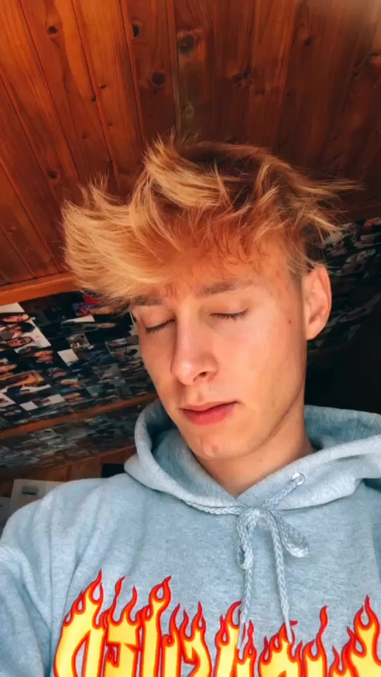 @magicznyalbercik