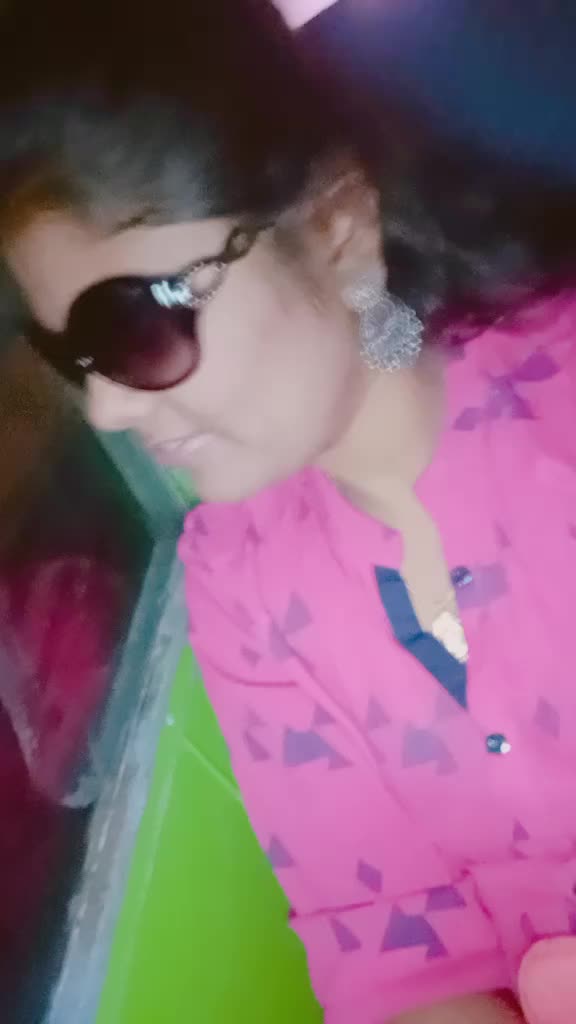 @Nivi💚