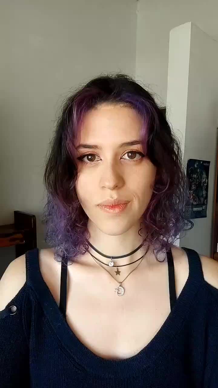 @MelanieKagura