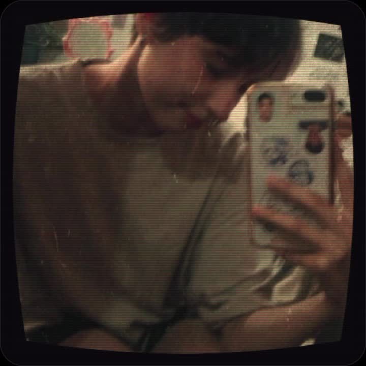 @✮🎸~(fan){poopsia}~🎸✮