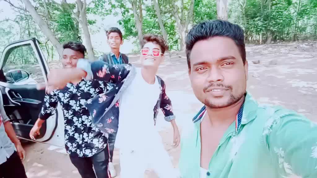 @Aj______Babu