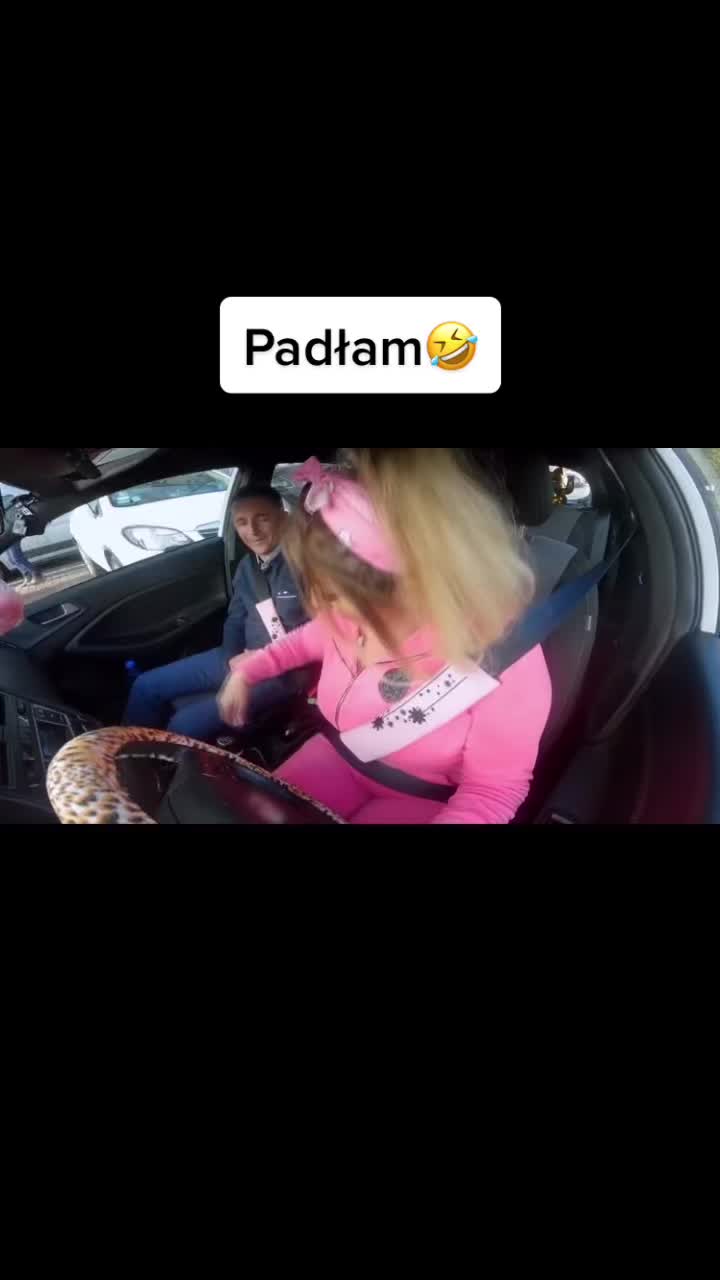 @2emcia2. ig.:2emcia2