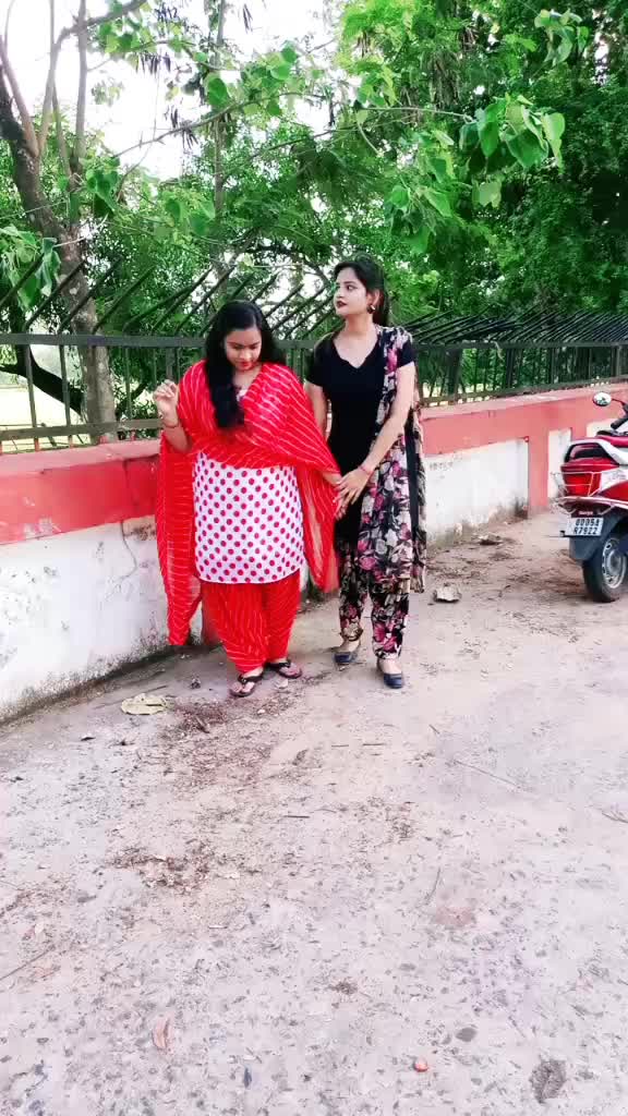 @@Lipsa Tripathy🌼