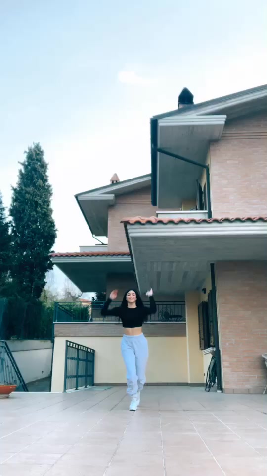 @Cristiana