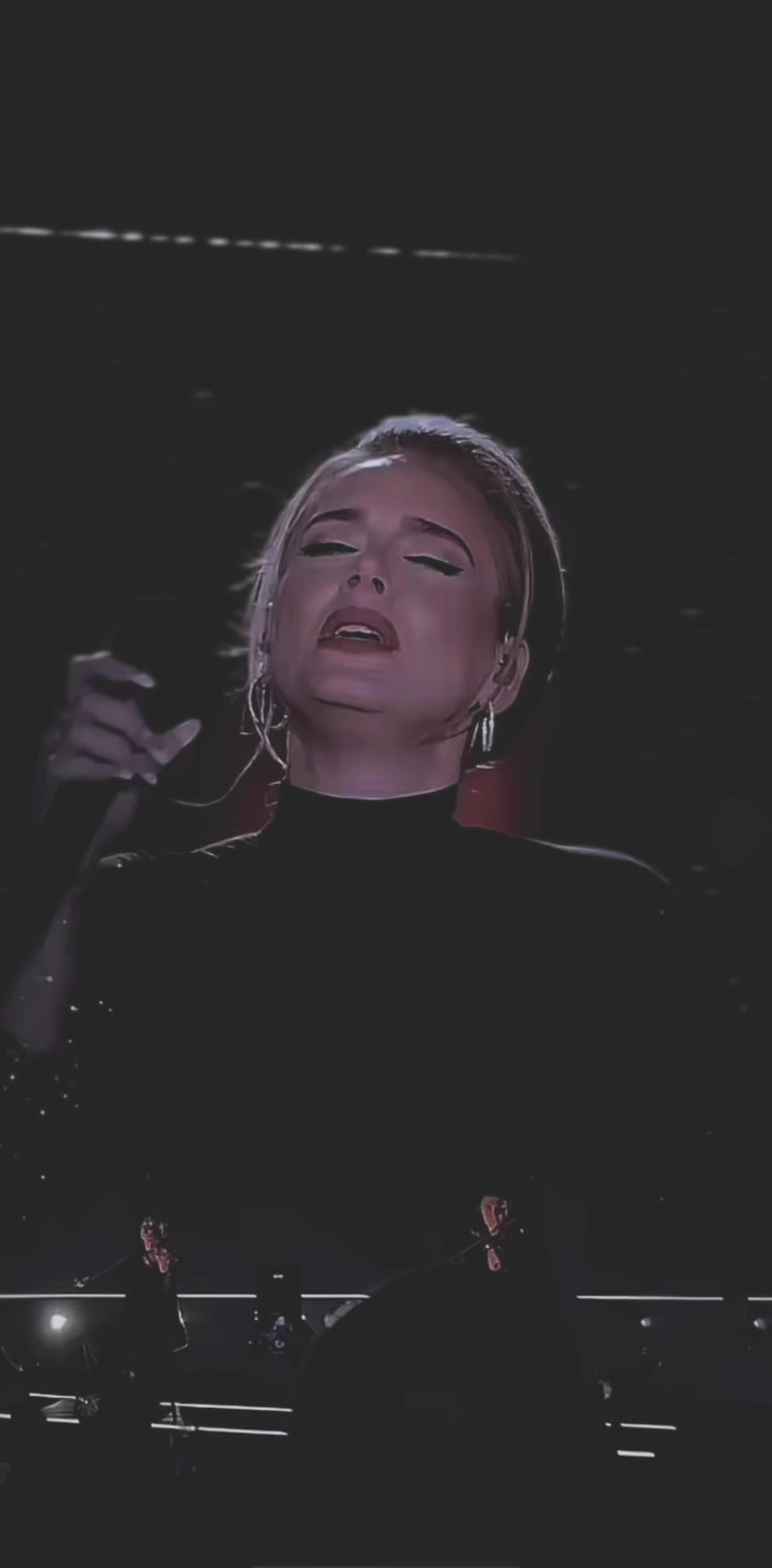 @Adele_AD_