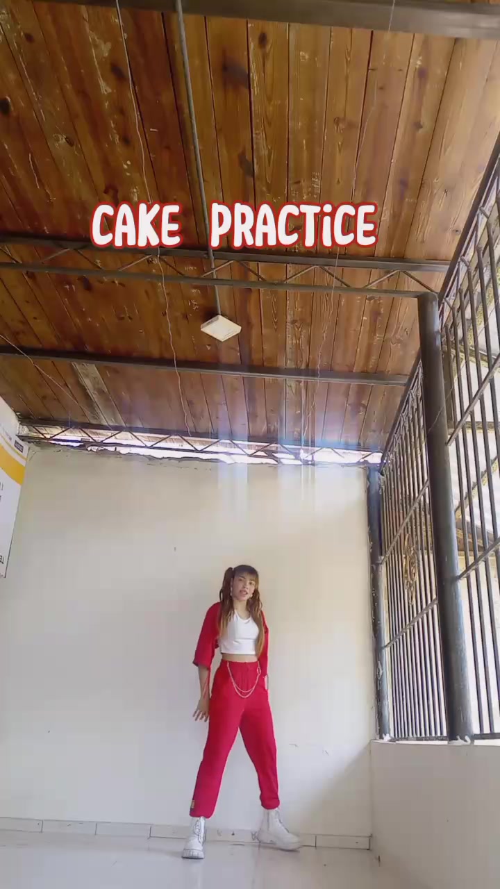 @Mme