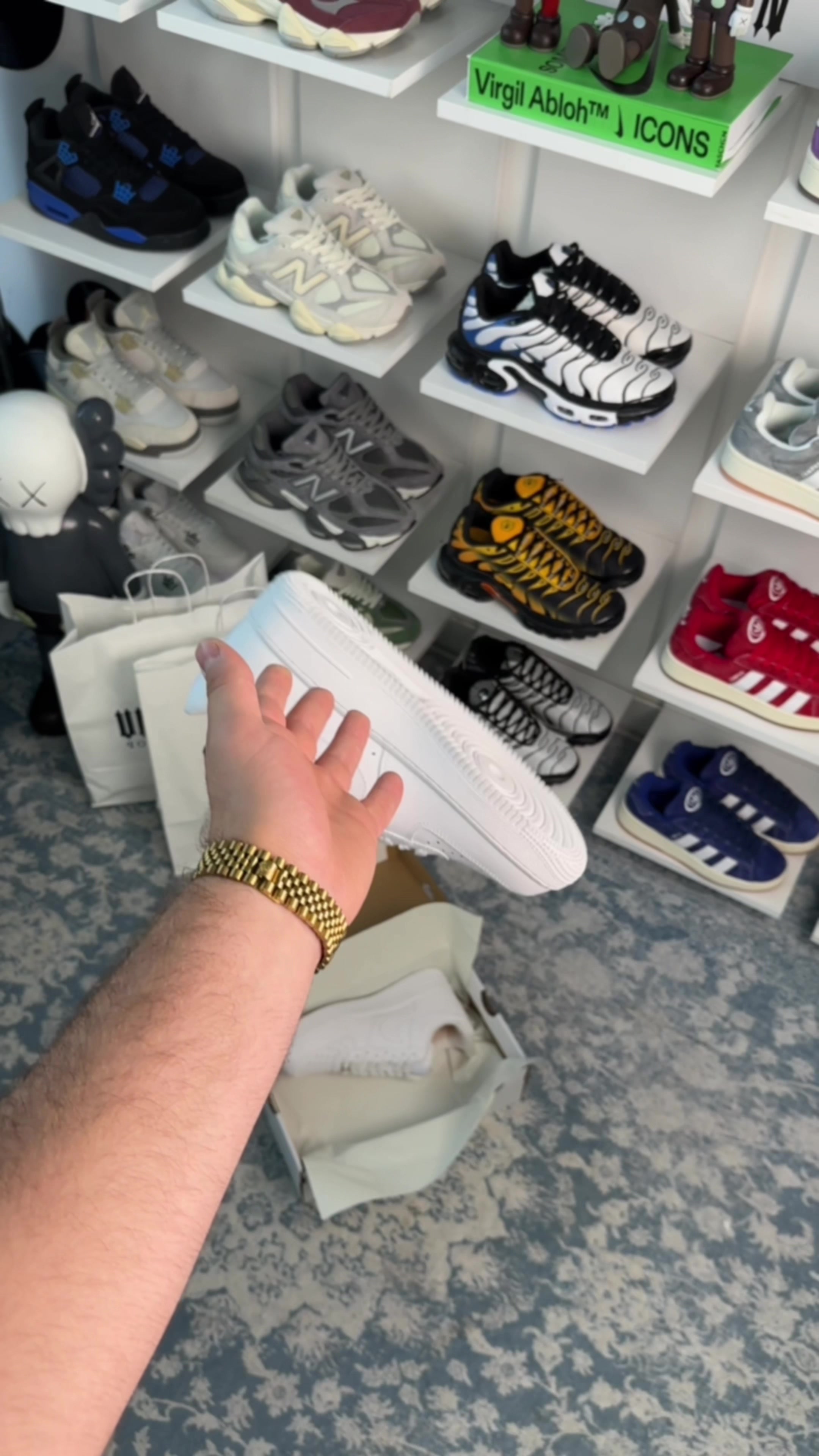 @Uptownshop01