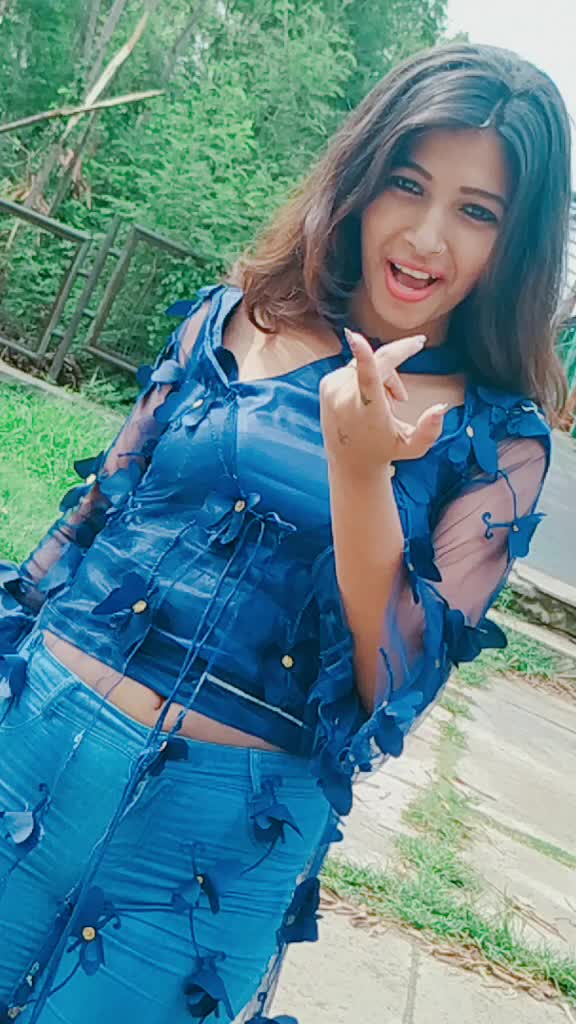 @AARTI SHARMA 1617