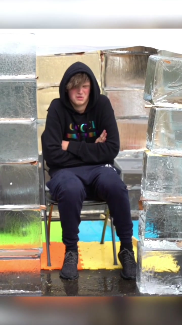 @Morgz