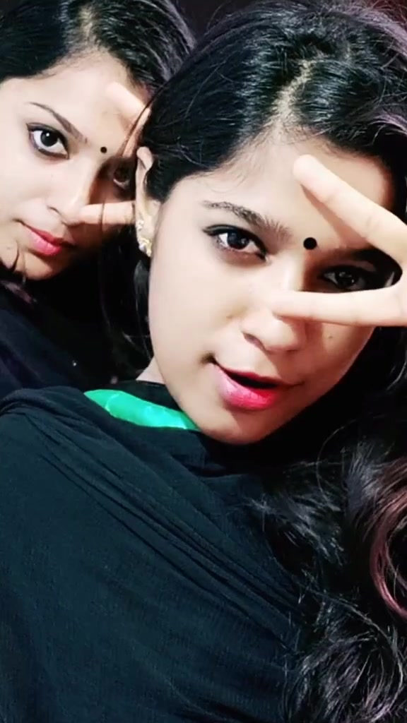 @Aishu Anu 👭