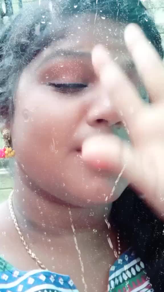 @😊ishu.......Eswari