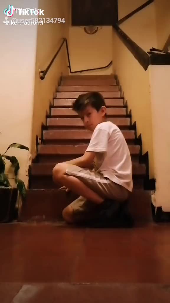 @Iker Aaron Mejía Mel