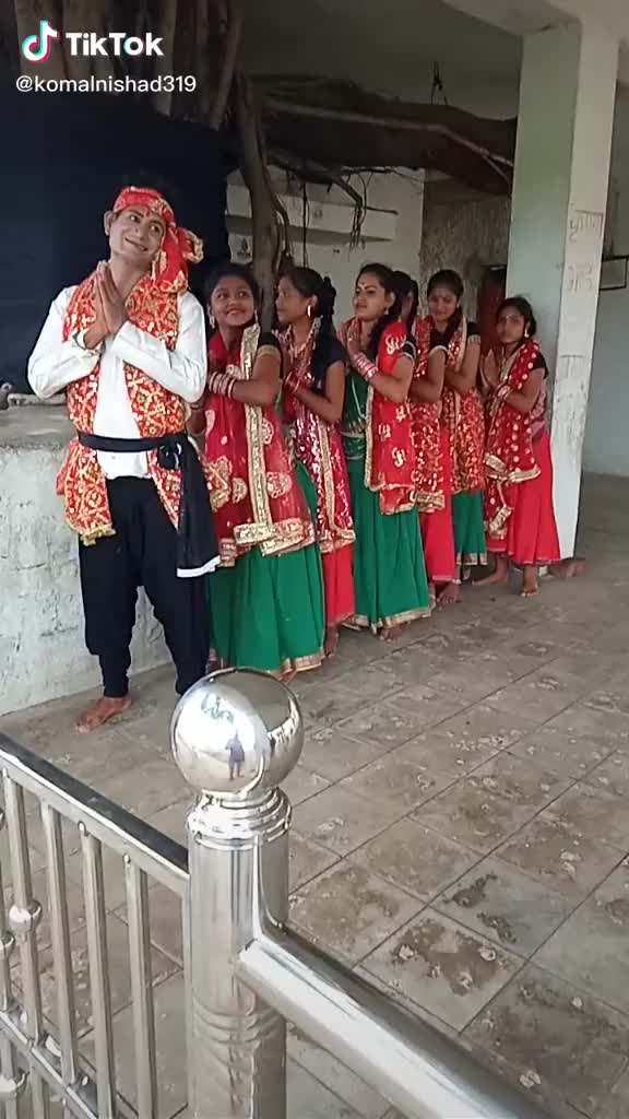 @DageshwarNishad
