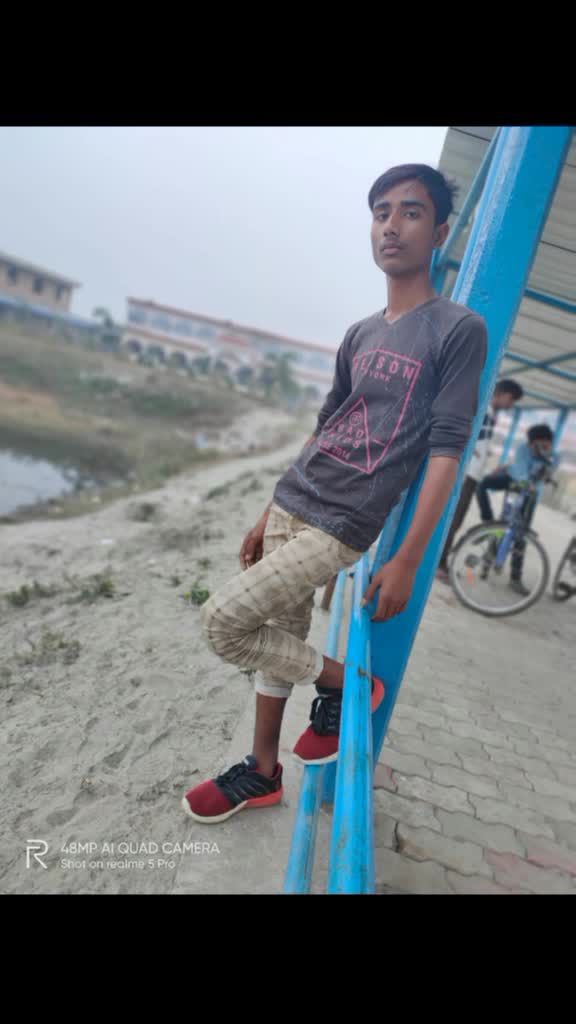 @Smart boy1122