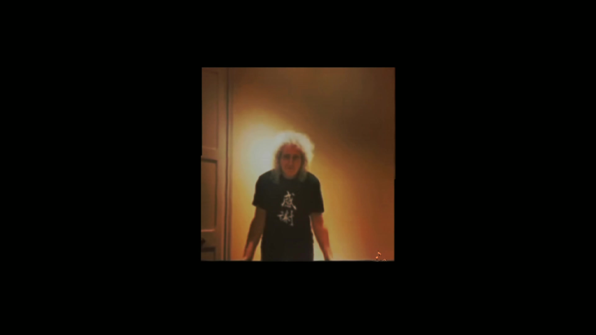 @🖤