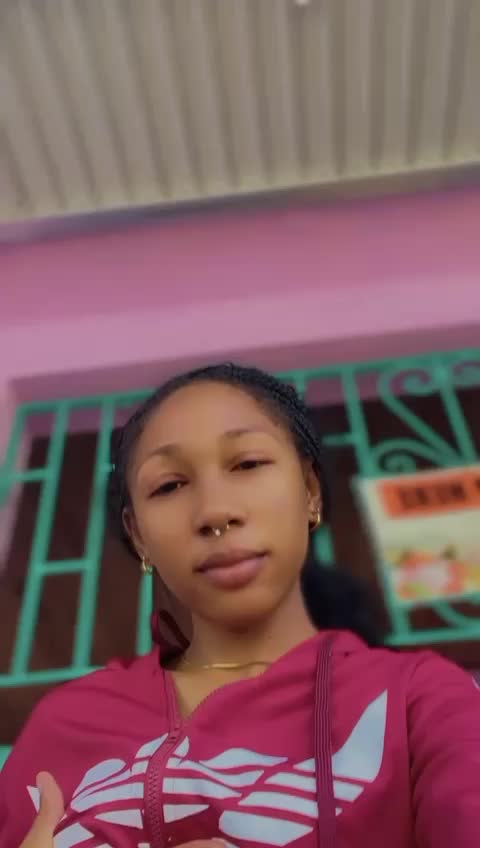@GISSIE_MADNESS