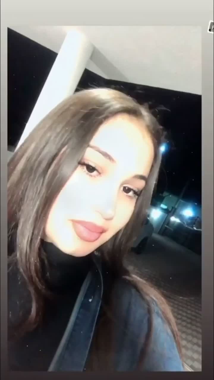 @Alexandraa_12
