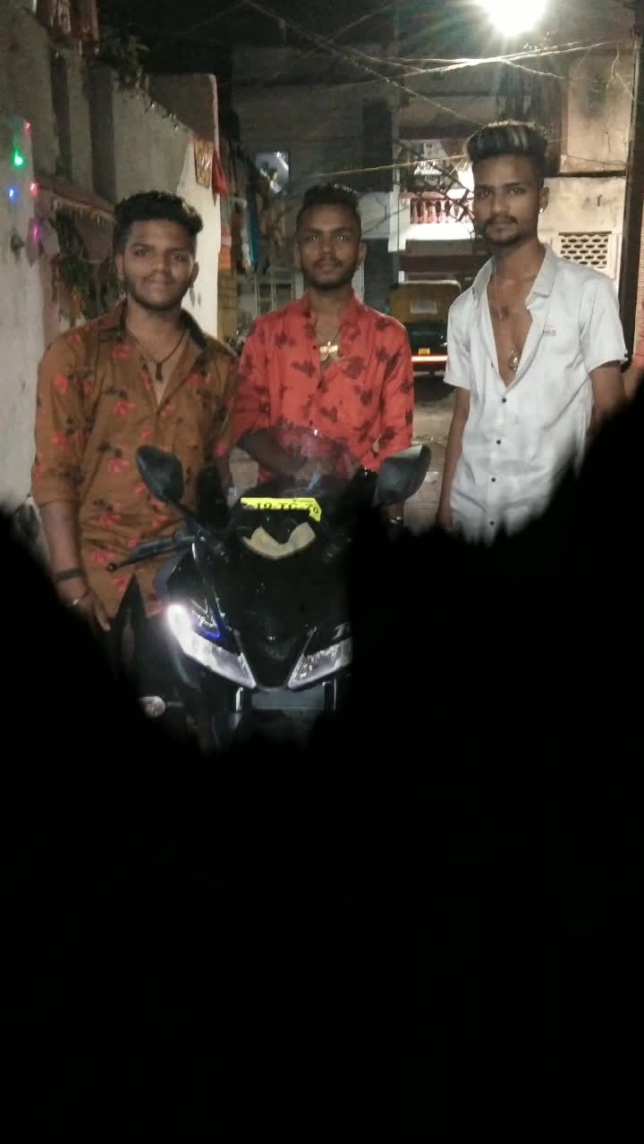 @M R Jay T