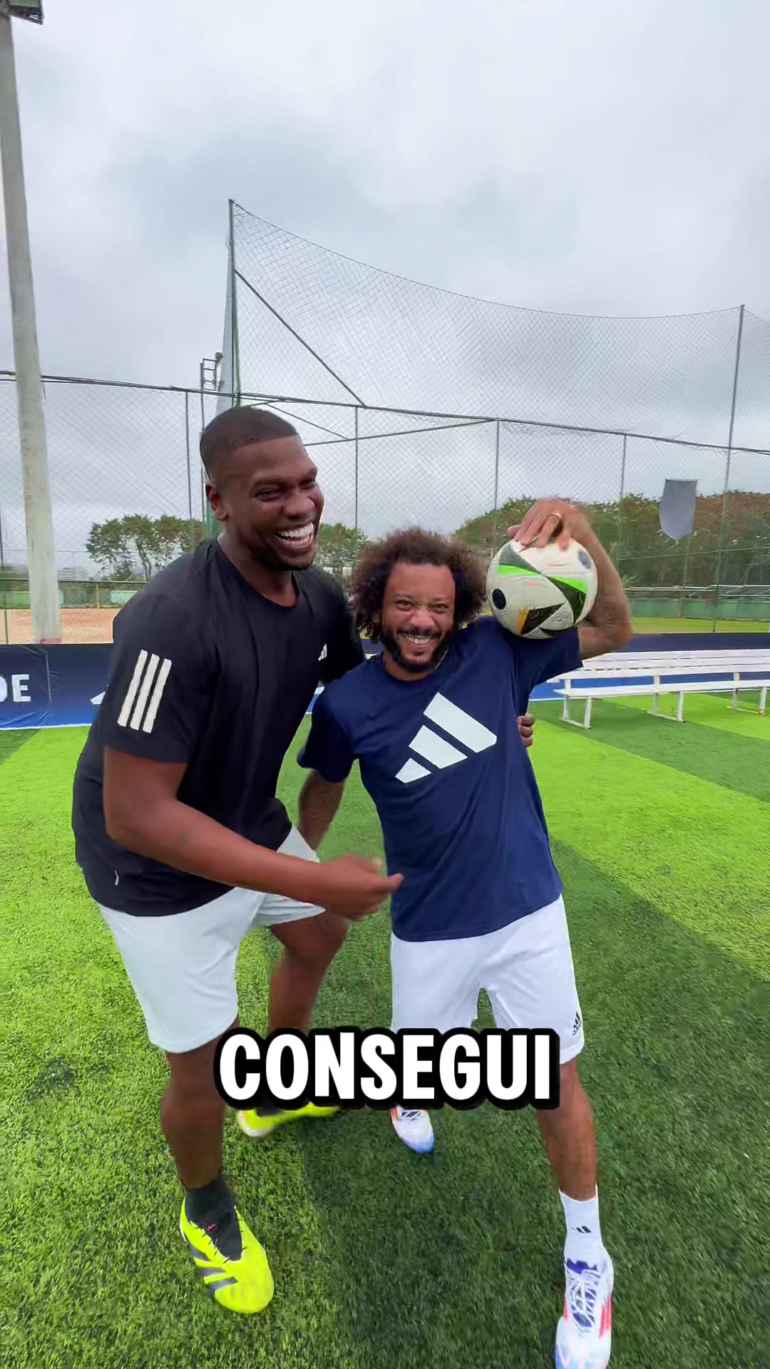 @Leandro Maca&eacute;