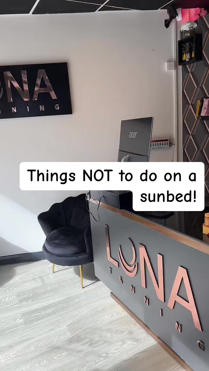 @Luna Tanning