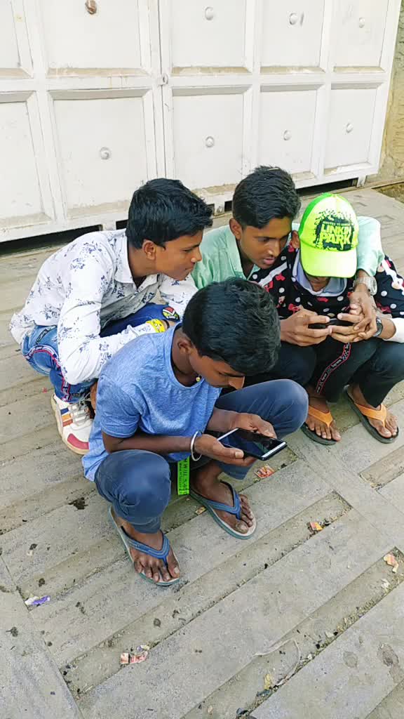 @Pankaj Maurya