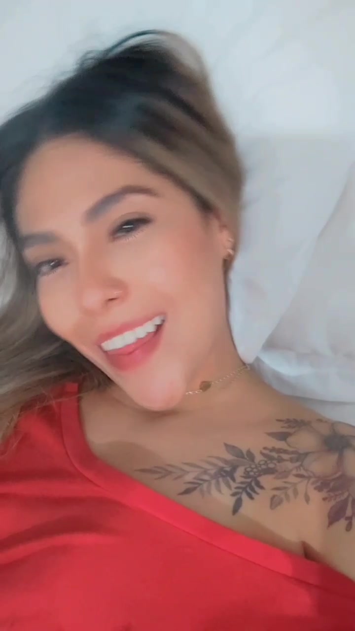 @karlyhdzm