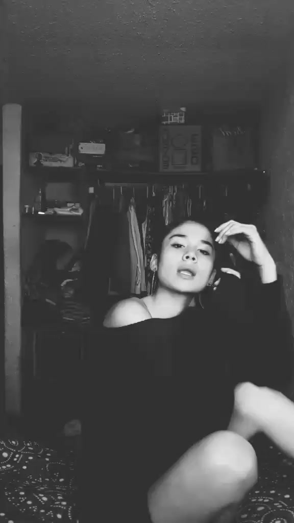 @Esmeralda01