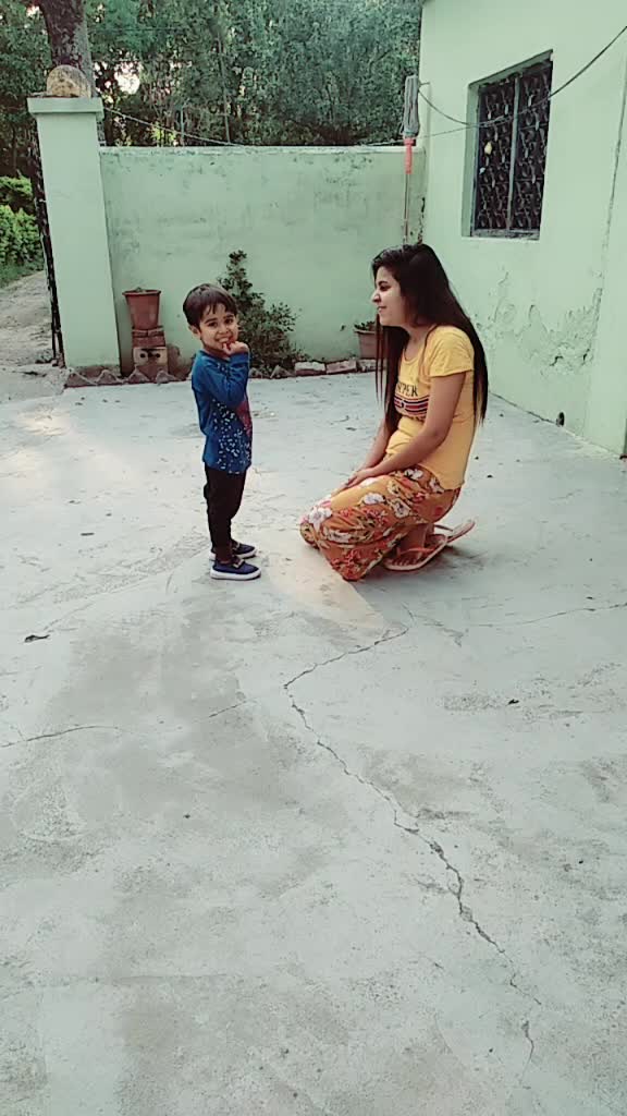 @👑Meenal👑
