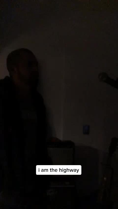 @Rub&eacute;nMtz