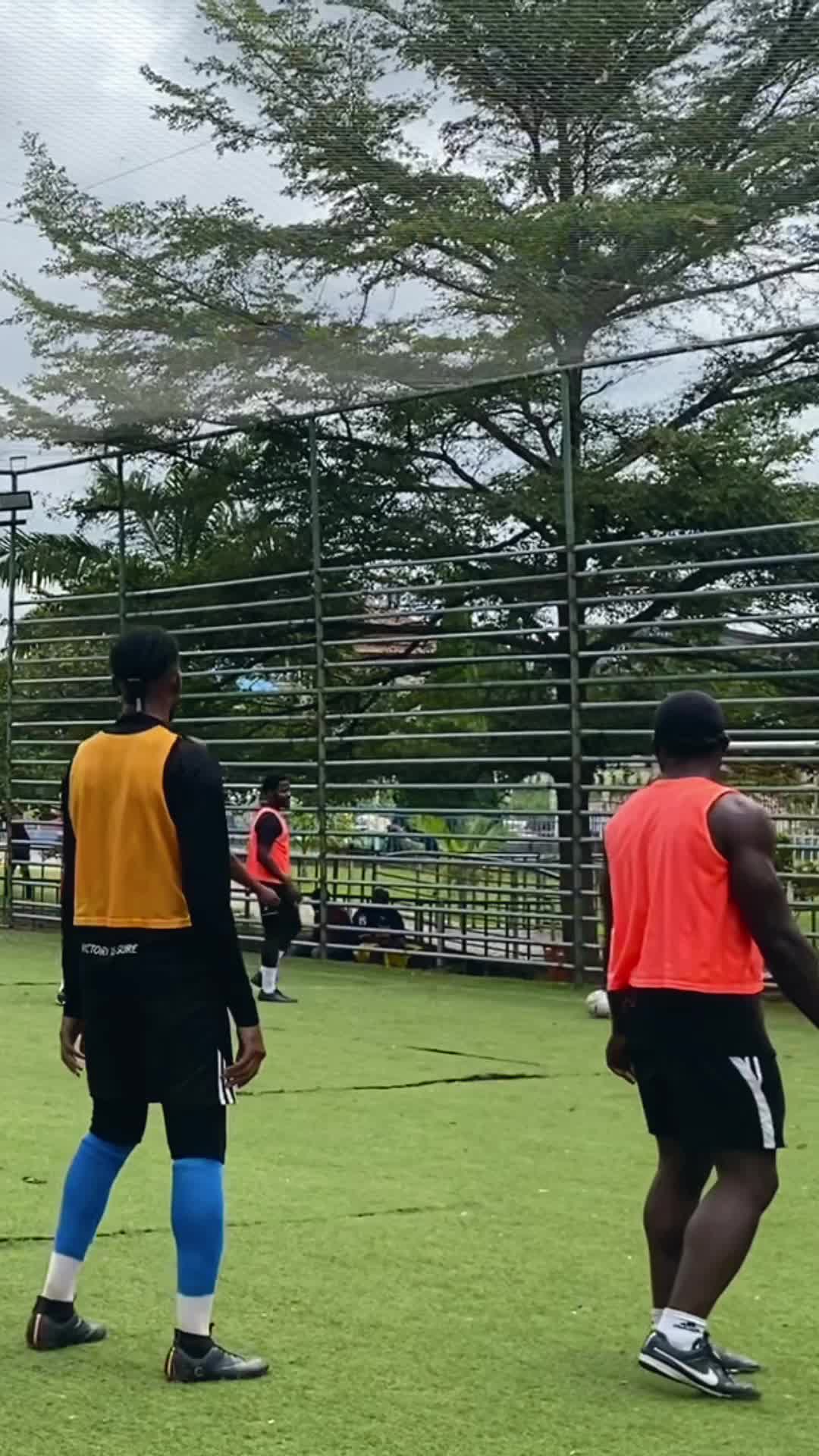 @JJ