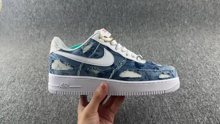 @Infinite Sneakers Imp.