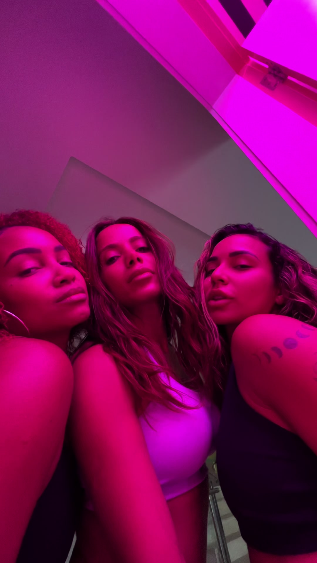 @Anitta