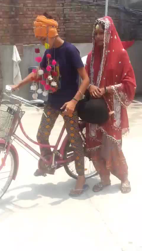 @nisha sunsoi😙😙