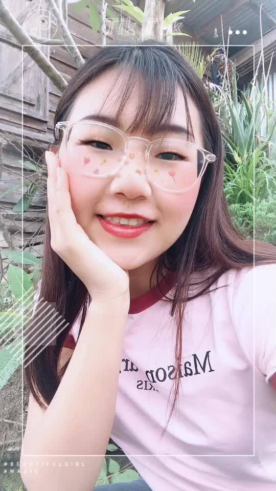 @Veronica awungshi