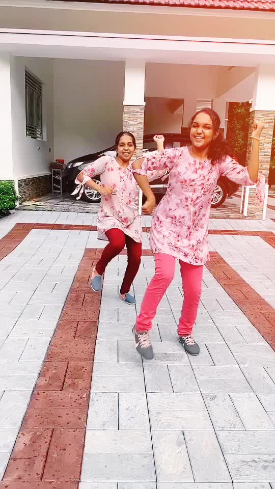 @nimitha Naomi niya
