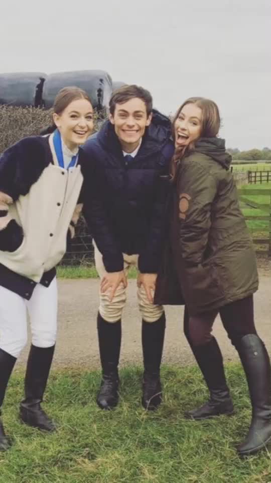@Zoé et Raven💕