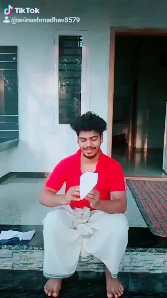 @akshaii