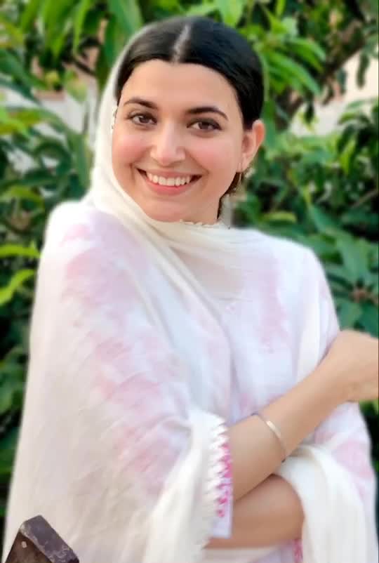 @Nimratkhaira