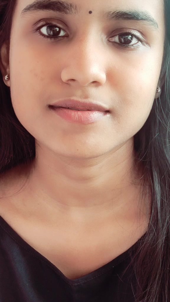 @Priya👑