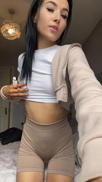 @Lauren x