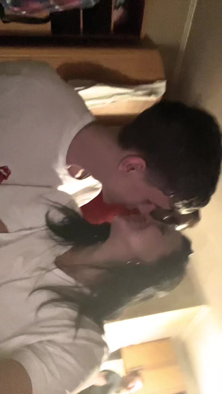 @Лёшенька🖤
