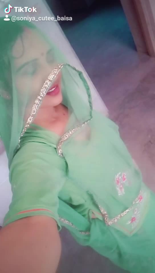 @Soniyacutee