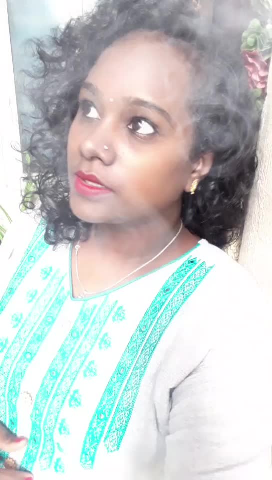 @indhum94