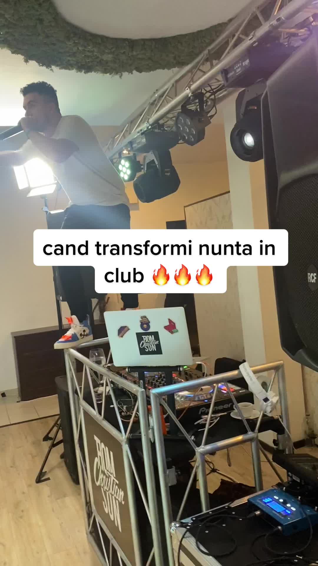 @Dj Christian Thomson