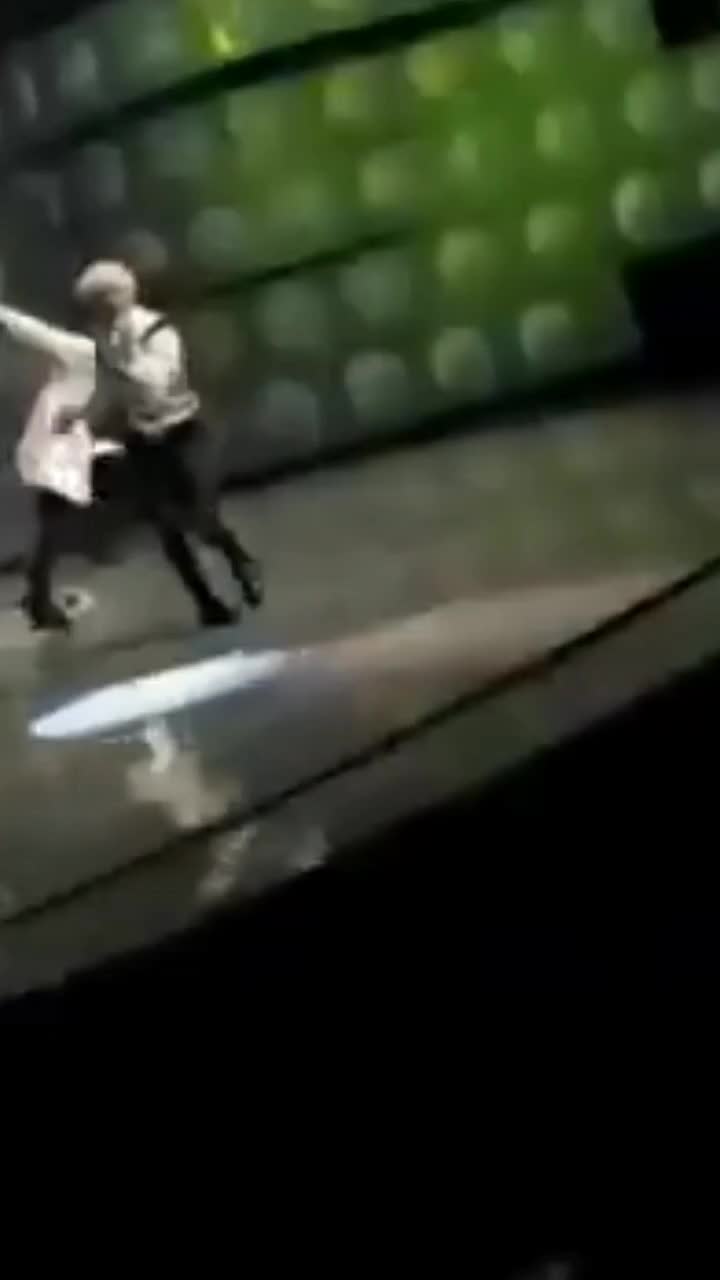 @Xris_86