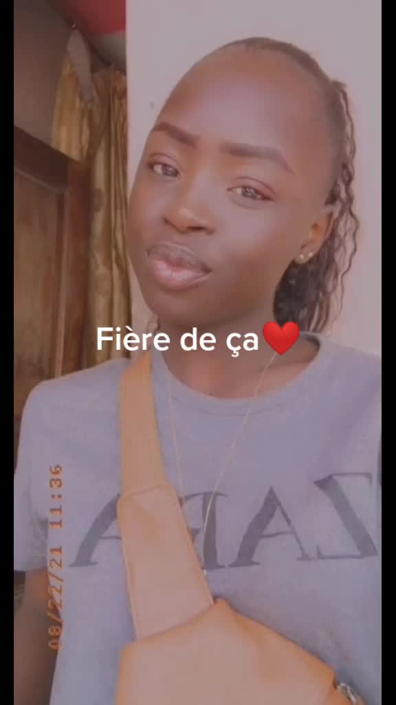 @carolinekwere