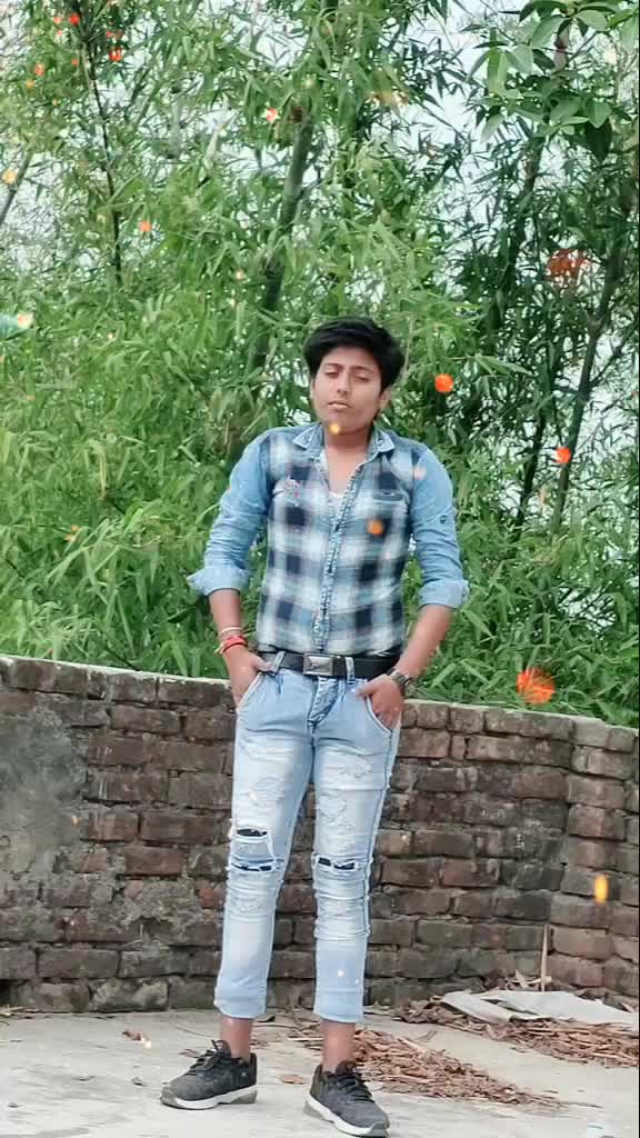 @Laksh Roy 🥰